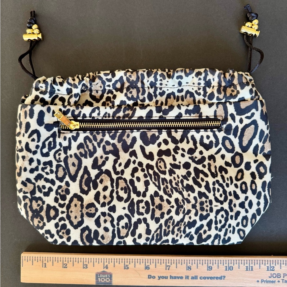 CHICO'S Make Up Cosmetic Travel Organizer Bag Cheetah Print Classy